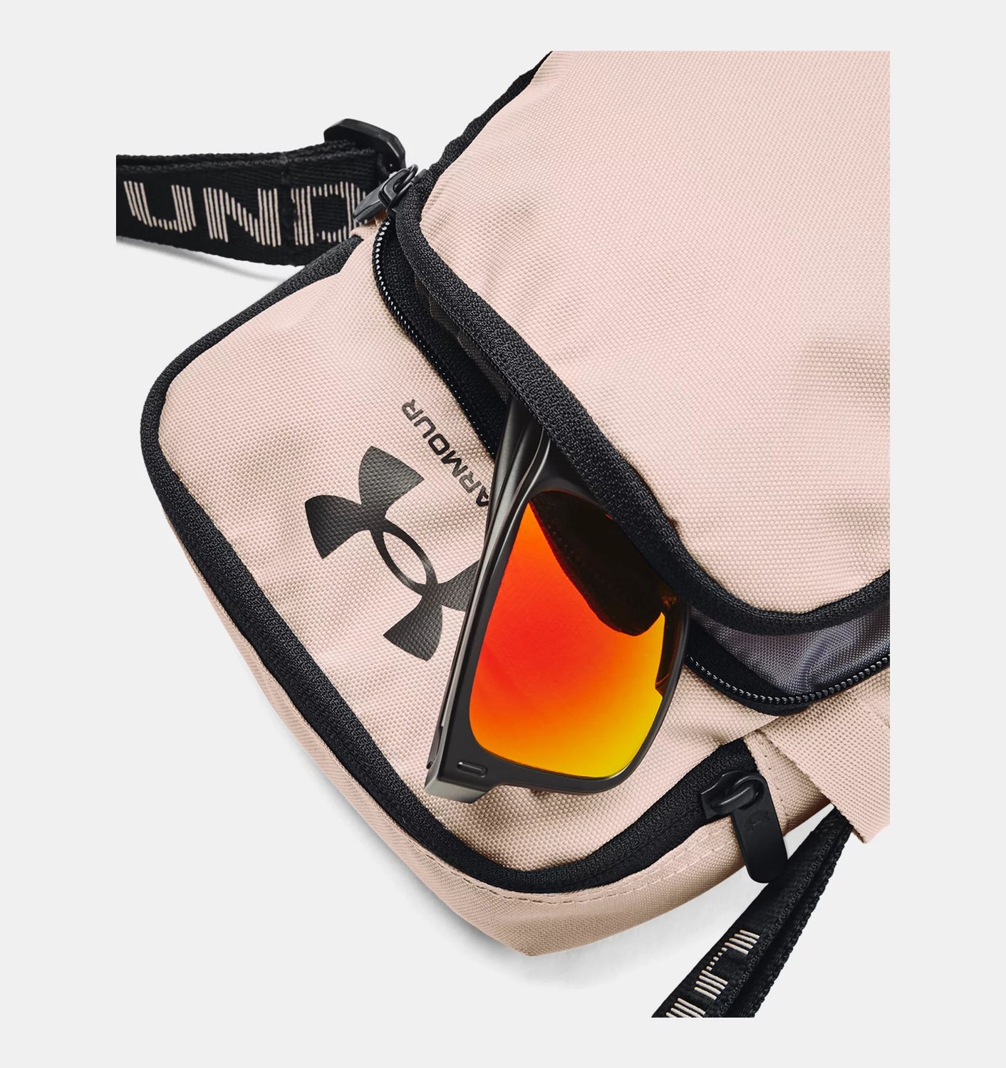 Torebka na ramię Loudon Crossbody Under Armour różowa