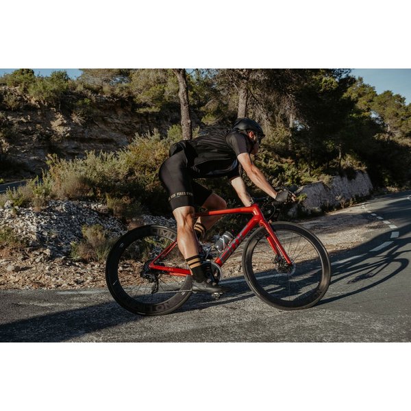 Spodenki rowerowe męskie na szelkach Cantono Silvini