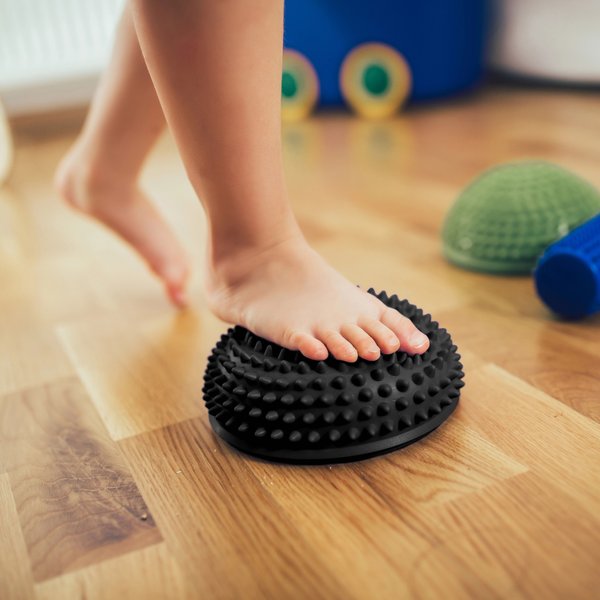 Półkule sensoryczne do masażu, jeżyki do ćwiczeń + pompka Kedica - czarne