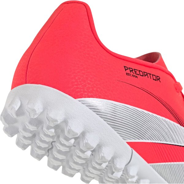 Buty piłkarskie, turfy Predator Club TF Adidas - Lucid Red/Cloud White/Core Black