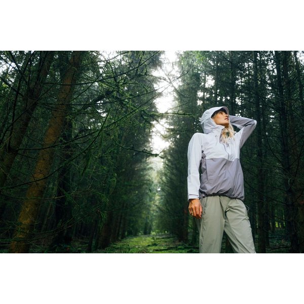 Spodnie trekkingowe damskie Hikeout Jack Wolfskin - black