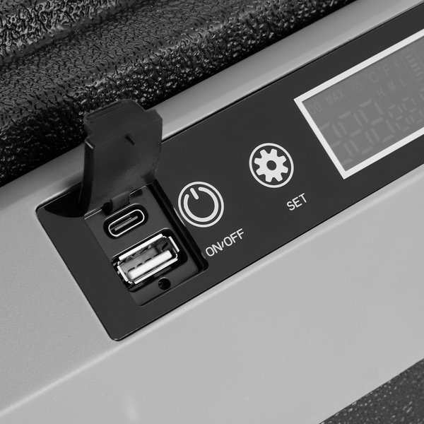 Lodówka turystyczna, samochodowa ArctiX+ 40L Outtec