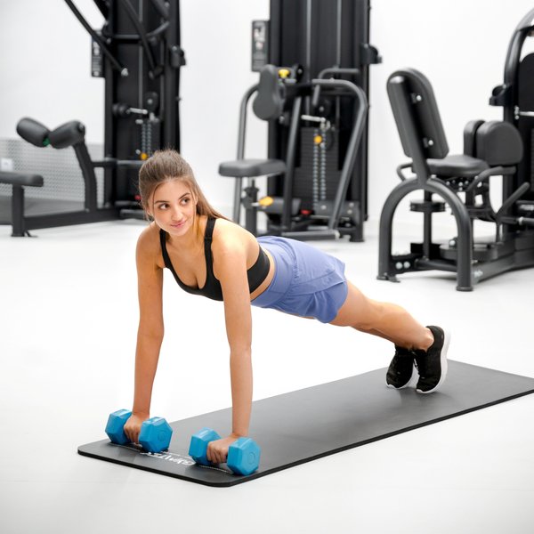 Mata do ćwiczeń, jogi NBR 1,5cm Gymtek - czarna