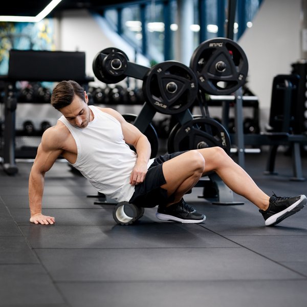 Wałek, roller do masażu EVA Gymtek - czarny/biały