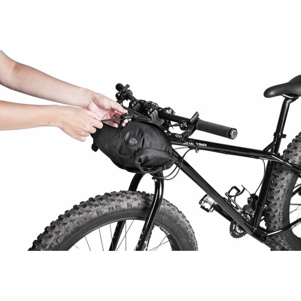 Sakwa rowerowa Loader Frontloader 8L Topeak - czarny