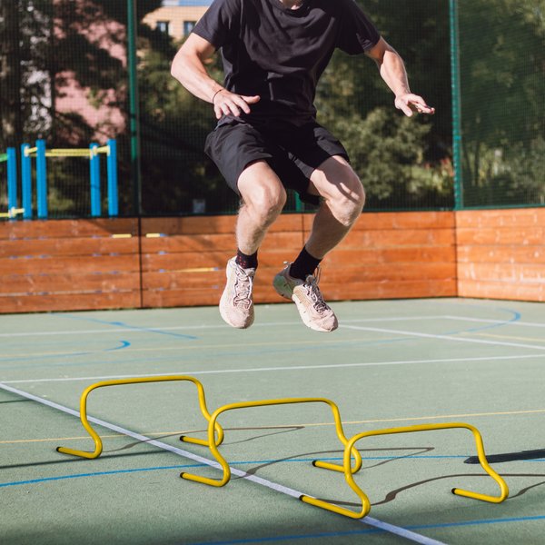 Płotek treningowy 23cm Outtec - żółty