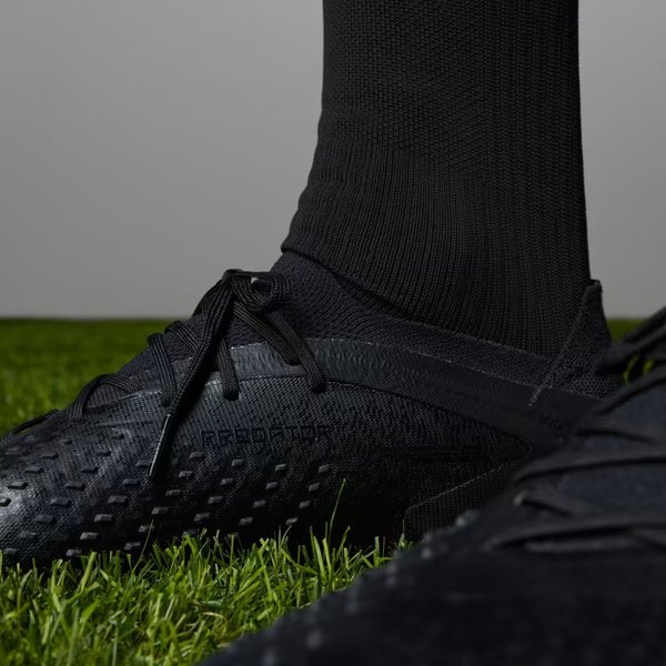 Buty piłkarskie korki Predator Accuracy.1 Low FG Adidas