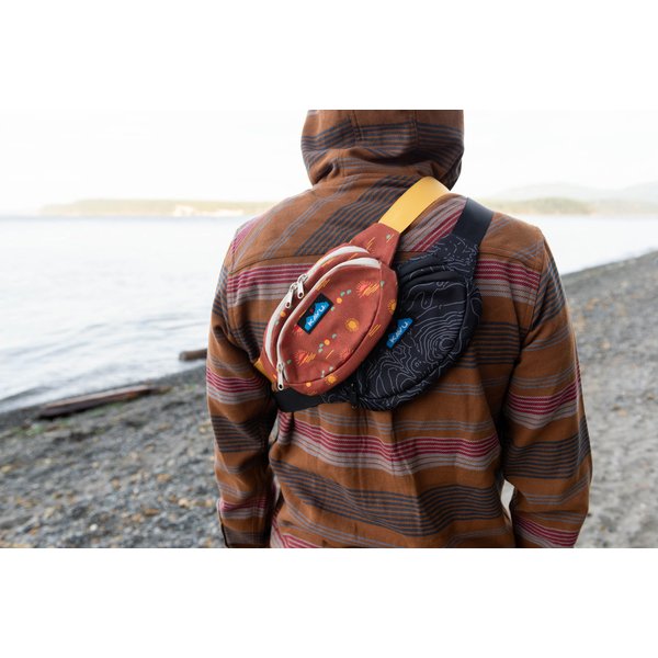 Saszetka, nerka Canvas Spectator 0,5L KAVU - czarna