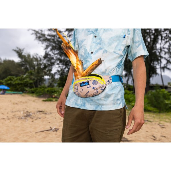 Saszetka, nerka Canvas Spectator 0,5L KAVU - czarna