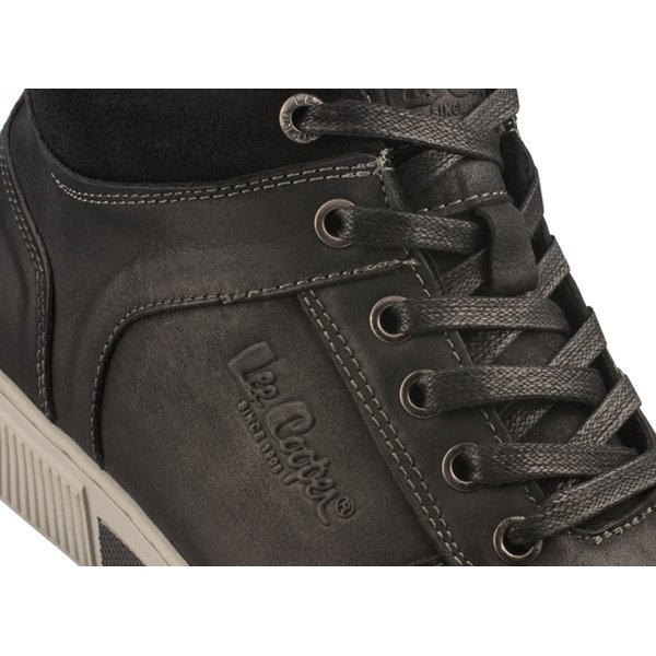 Buty LCJ-22-33-147 Lee Cooper - czarny