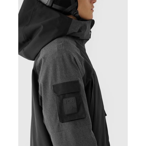 Kurtka snowboardowa męska TTJAM511 4F - głęboka czerń