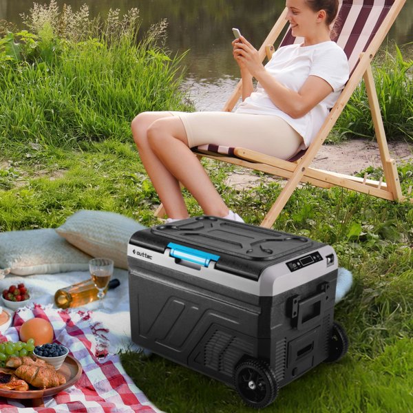 Lodówka turystyczna, samochodowa ArctiX+ 40L Outtec