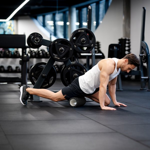 Wałek, roller do masażu EVA Gymtek - czarny/biały