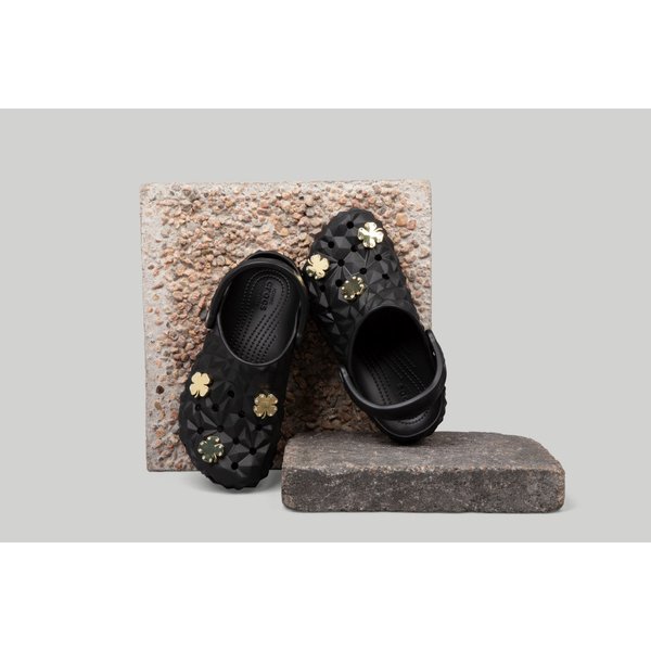 【Crocs】 正規品★ Classic Geometric Clog Black ★人気 Chodaki Classic Geometric Clog Crocs - Black - Sport-Shop.pl