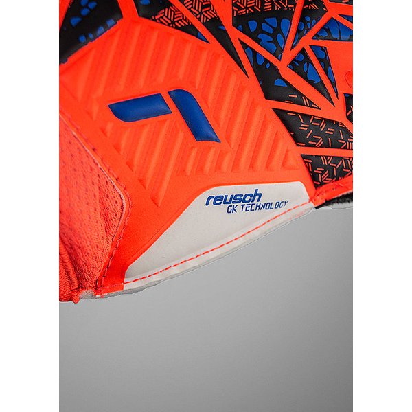 Rękawice bramkarskie Attrakt Solid ThumbFlex Reusch