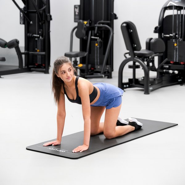 Mata do ćwiczeń, jogi NBR 1,5cm Gymtek - czarna