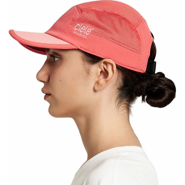 Czapka z daszkiem Winc Ciele - różowa