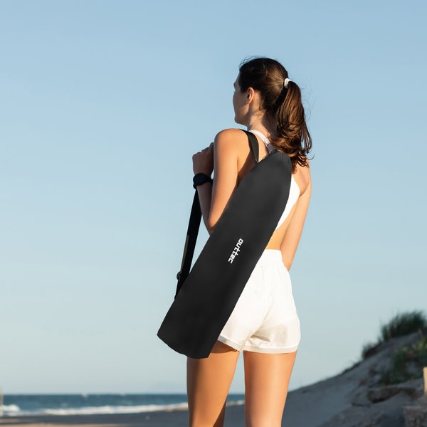 Krzesło turystyczne składane z pokrowcem Outtec - czarne