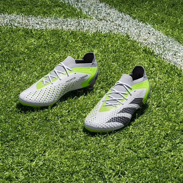 Buty piłkarskie korki Predator Accuracy.1 L FG Adidas