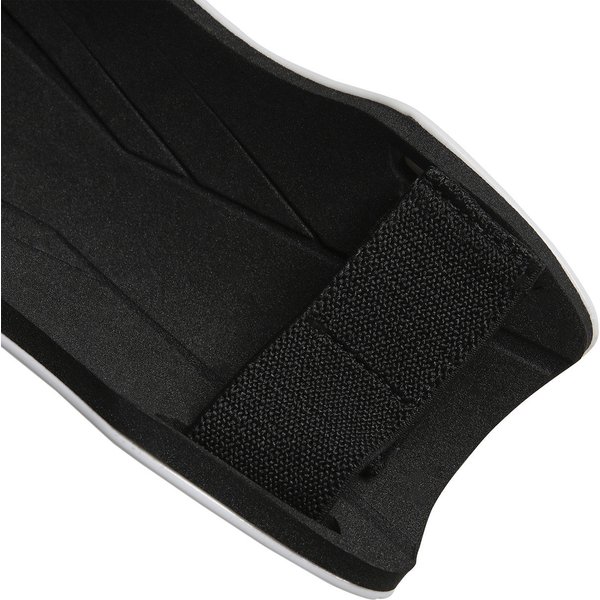 Ochraniacze piłkarskie Tiro Training SG Adidas