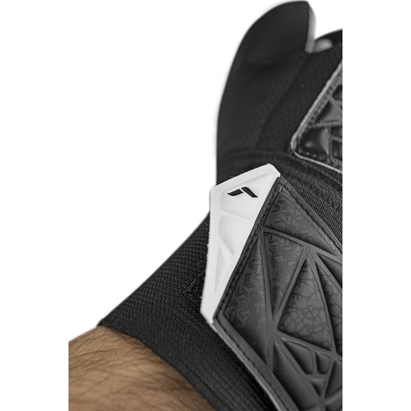 Rękawice bramkarskie Attrakt Starter Latexfree Solid Reusch - black