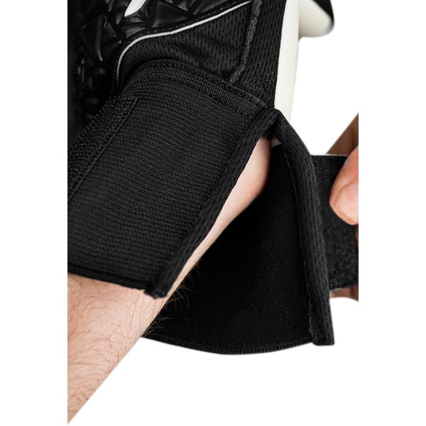 Rękawice bramkarskie juniorskie Attrakt Starter Solid Junior Reusch - black