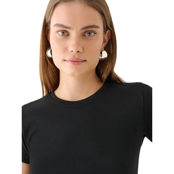 Koszulka damska OTHWAW24TTSHF2137 Outhorn - głęboka czerń