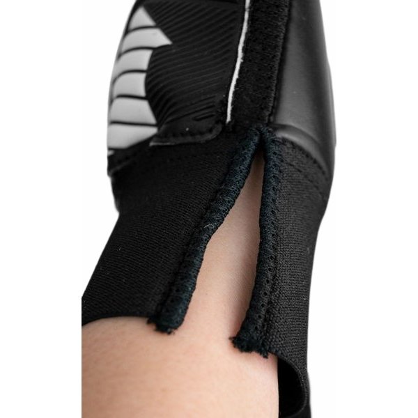 Rękawice bramkarskie juniorskie Legacy Arrow Solid Reusch - black