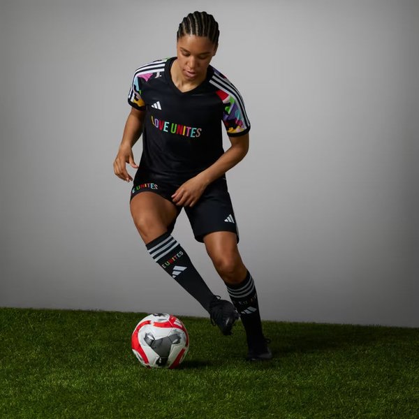 Buty piłkarskie korki Predator Accuracy.1 Low FG Adidas