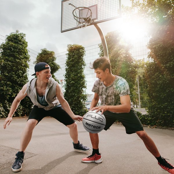 Piłka do koszykówki Fluo 7 Meteor - biały/neonowy zielony