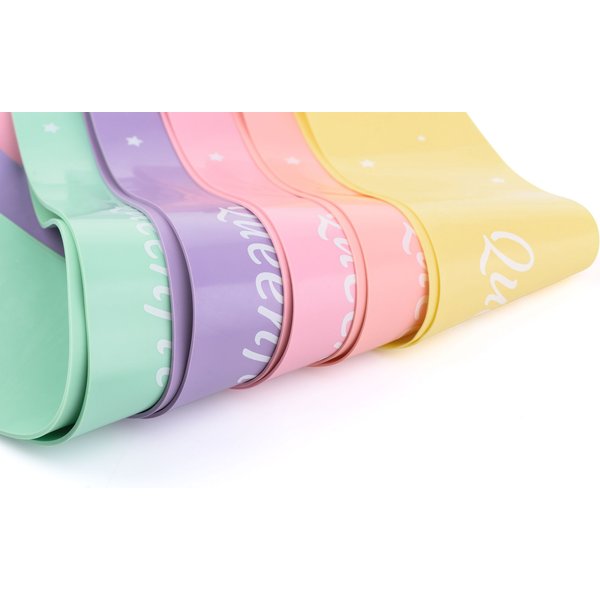 Zestaw gum oporowych do ćwiczeń 0,5-30kg 5szt Queenfit - V poziomów oporu wzór V