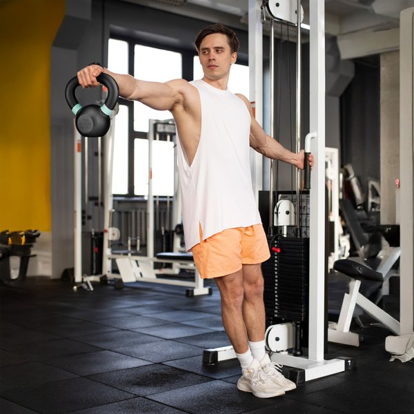 Hantla Kettlebell Żeliwna 4kg Gymtek