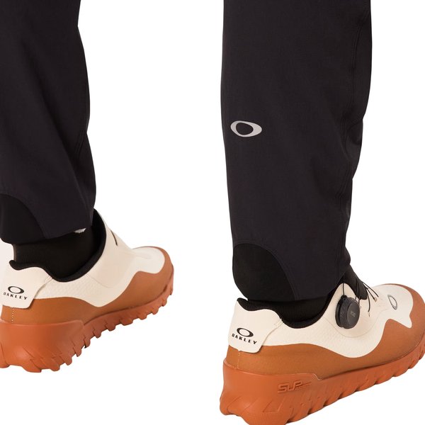 Spodnie rowerowe męskie Seeker Airline Oakley - black