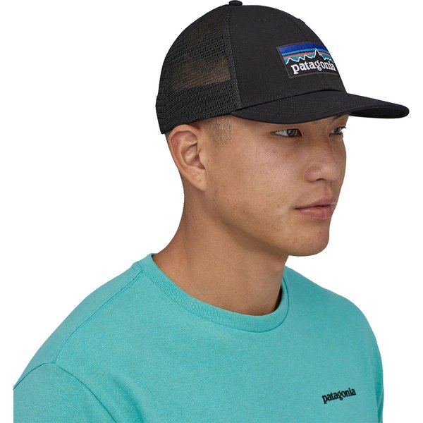 Czapka z daszkiem P-6 Logo LoPro Trucker Hat Patagonia - black