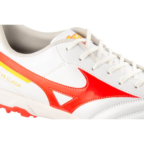 Buty piłkarskie turfy Morelia Sala Classic TF Mizuno - białe