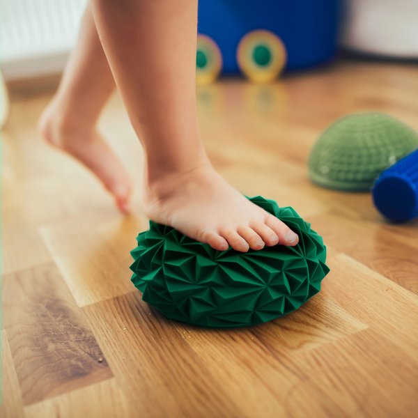 Półkule sensoryczne do masażu, jeżyki do ćwiczeń + pompka Kedica - zielone