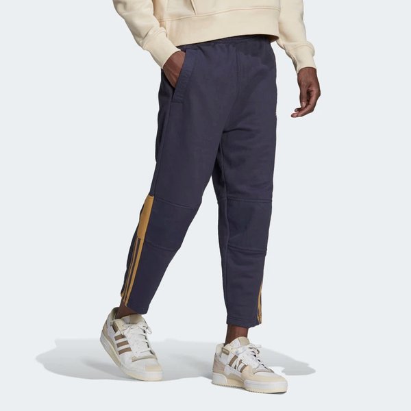 Spodnie dresowe męskie Tiro 7/8 Adidas - granatowe