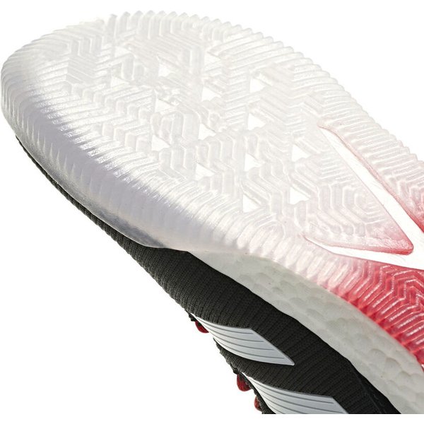 Buty piłkarskie Predator Tango 18.1 TR Adidas - core black/cloud white/red