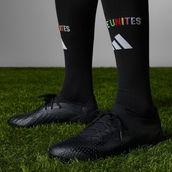 Buty piłkarskie korki Predator Accuracy.1 Low FG Adidas