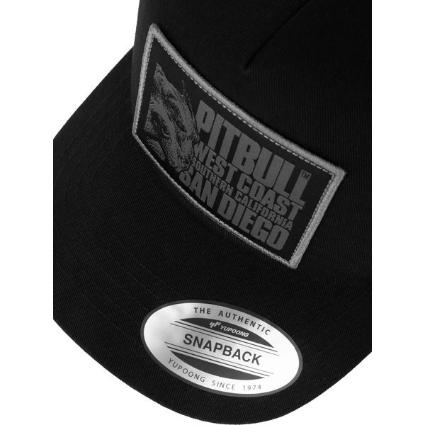 Czapka z daszkiem Blood Dog Pit Bull West Coast - czarna