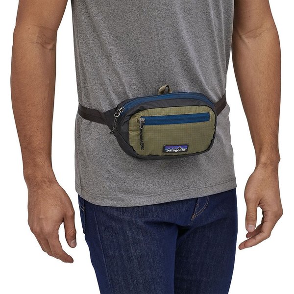 Saszetka, nerka Ultralight Black Hole Mini Hip Pack 1L Patagonia - patchwork/steller blue