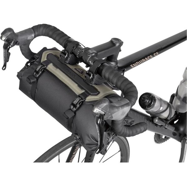 Sakwa rowerowa Loader Frontloader 8L Topeak - czarny/zielony