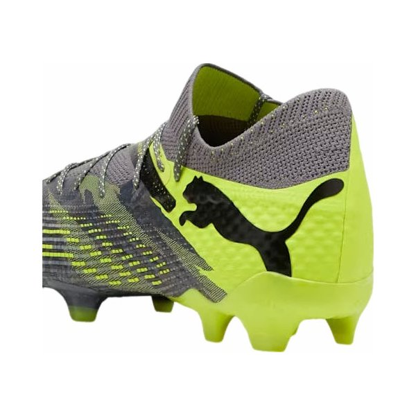 Buty piłkarskie, korki Future 7 Ultimate Rush FG/AG Puma