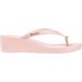 Klapki, japonki na koturnie Selfie Fem Ipanema - różowe