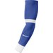 Rękawy, getry piłkarskie Matchfit Slevee Team Nike - niebieskie