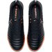 Buty piłkarskie turfy Tiempo Legend VII Academy TF Nike - czarno-pomarańczowe