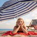 Parasol ogrodowy, plażowy, łamany Outtec - ciemny granat/paski